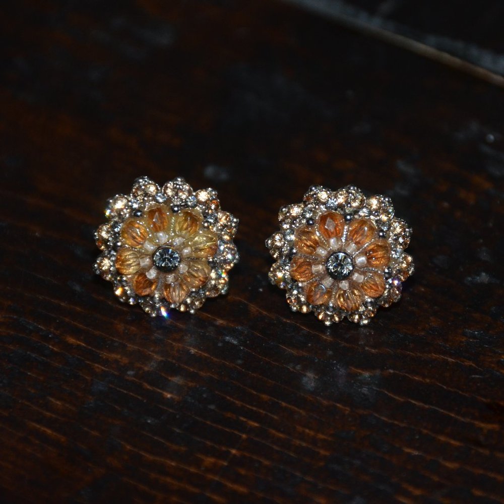 RARE VINTAGE DESIGNER JOSE & MARIA BARRERA FLORAL ROUND CLUSTER Crystal Earrings
